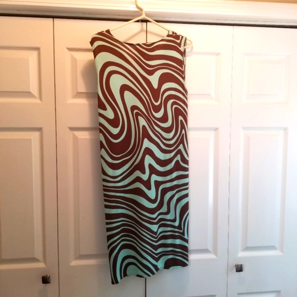 π₯³HPπ₯³Valentino Green & Brown 100% Silk Chevron Dress - Picture 4 of 15